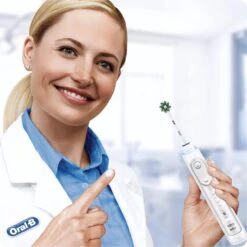Oral B Oral-B CrossAction - Met CleanMaximiser-technologie - Opzetborstels - 4 Stuks 19 Oral B Oral-B CrossAction - Met CleanMaximiser-technologie - Opzetborstels - 4 Stuks -Oral B Aanbiedingen Winkel 1198x1200 109