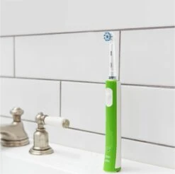 Oral B Oral-B Junior - Elektrische Tandenborstel - Groen 18 Oral B Oral-B Junior - Elektrische Tandenborstel - Groen -Oral B Aanbiedingen Winkel 1200x1197 7