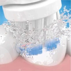 Oral B Oral-B Junior - Elektrische Tandenborstel - Wit 23 Oral B Oral-B Junior - Elektrische Tandenborstel - Wit -Oral B Aanbiedingen Winkel 1200x1199 4